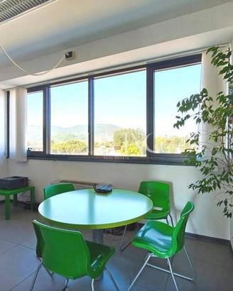 Immobile di 96 m² a Lucca