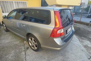 AUTO VOLVO V70  SW