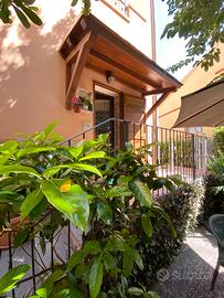 Delizioso trilocale con giardino