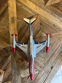 Aereo in latta