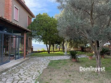 Villa di 450 m² con 4 locali a Capalbio
