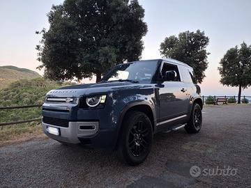 LAND ROVER DEFENDER 90 3.0id i6 200cv gancio train