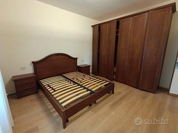 Camera da letto già smontata e pronta al ritiro 