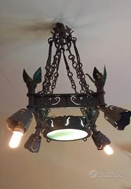 Lampadario artistico in ferro battuto