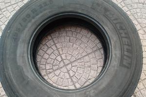 gomma Michelin x camion 