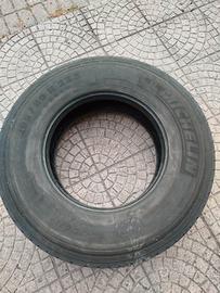 gomma Michelin x camion 