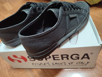 Superga nere glitter Abbigliamento e Accessori In vendita a Treviso