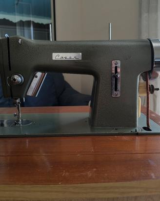 Macchina da cucire vintage Caser  con mobiletto