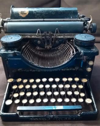 Macchina da scrivere primi 900