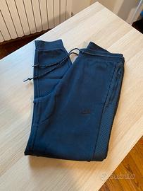 Nike Tech Fleece pantaloni jogger neri taglia S