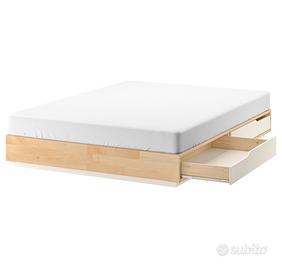 Letto matrimoniale IKEA Mandal (senza testiera)