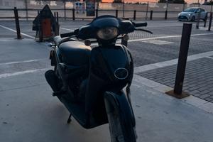 Scarabeo piaggio 2012 50 2t