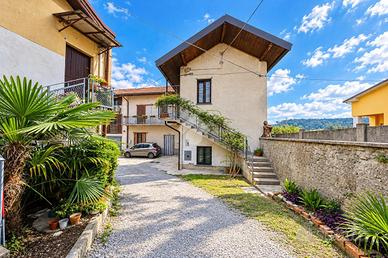 CASA DI CORTE A CARUGO