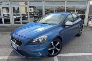 Volvo V40 D2 R-design Momentum