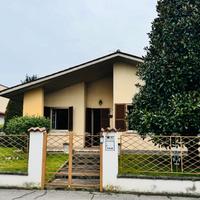 Villa indipendente con 2 appartamenti