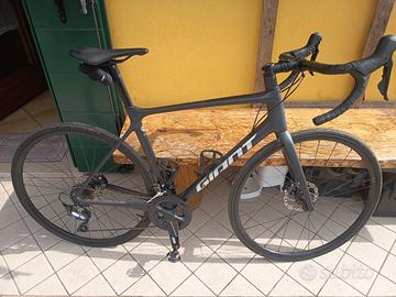 bici da strada In carbonio GIANT TCR