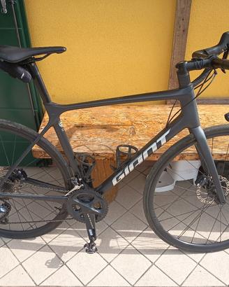 bici da strada In carbonio GIANT TCR