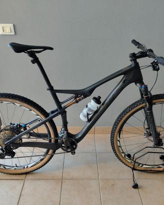 s-works EPIC FSR Carbon 29