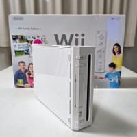 Nintendo Wii con 4 giochi più accessori