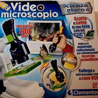 Microscopio Clementoni