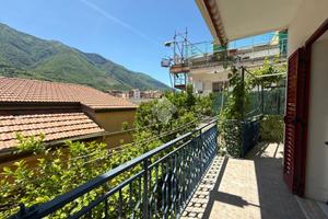 2 LOCALI A PIMONTE