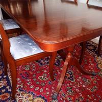 Tavolo inglese in mogano, allungabile. Perfetto.