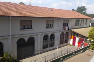 Capannone da trasformare a civile abitazione