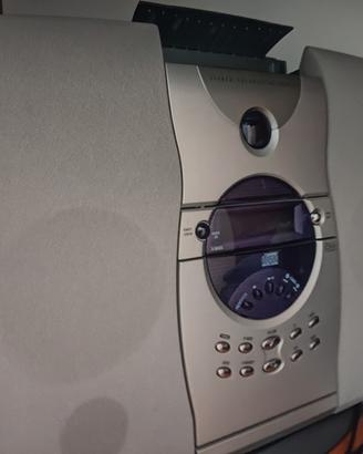 stereo con lettore DVD e audiocassette 