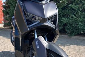 X-MAX 125 TECH MAX