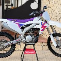 Yamaha YZ 250 - 2024