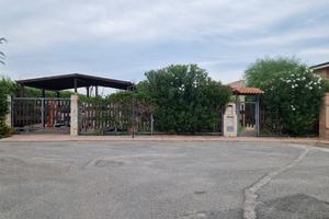 Villa indipendente con grande giardino