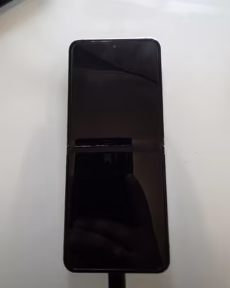 Samsung galaxy Z flip 5 512GB