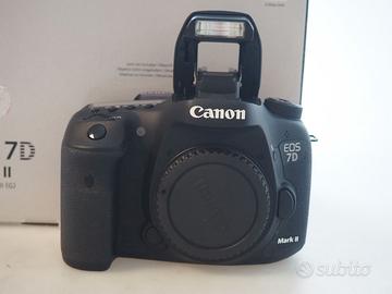 CANON EOS 7D MARK II