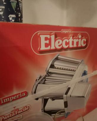 Macchina per pasta elettrica Imperia nuova mai usa