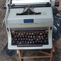 Macchina da scrivere vintage CERCLÉ – anni ’60