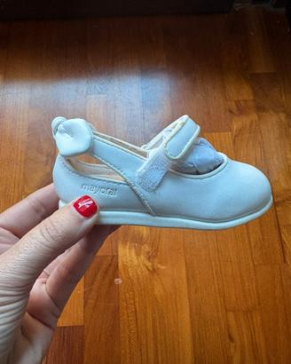 Scarpe cerimonia Mayoral bianche neonata n. 21
