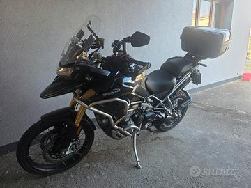 Moto praticamente Nuova 