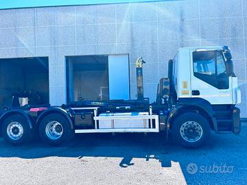 Scarrabile Iveco stralis anno 2012