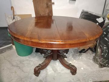 Tavolo  ovale allungabile