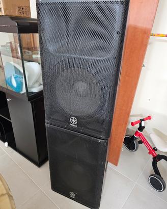 Coppia di casse Yamaha DXR 15