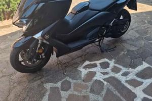 Yamaha t max 530 2019