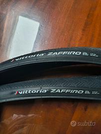 Copertoncino Vittoria Zaffiro 700x28