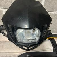 Mascherina con faro per moto