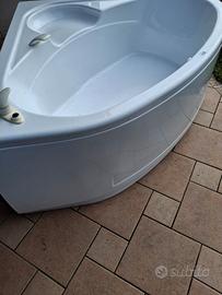 Vasca angolare Hafro