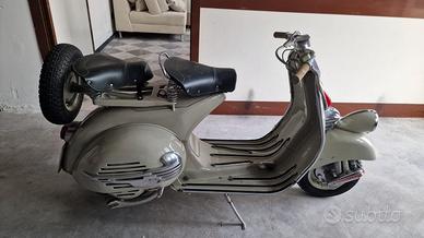 Piaggio Vespa 125 (VN) - 1957