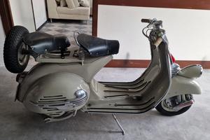 Piaggio Vespa 125 (VN) - 1957