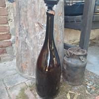 Bottiglia con pannello solare