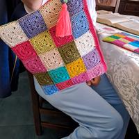 borsa artigianale fatta ad uncinetto multicolor!