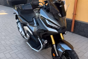 Honda X-ADV 750  (Aprile 2022)
