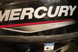 Motore fuoribordo Mercur2.5 CV nuovo